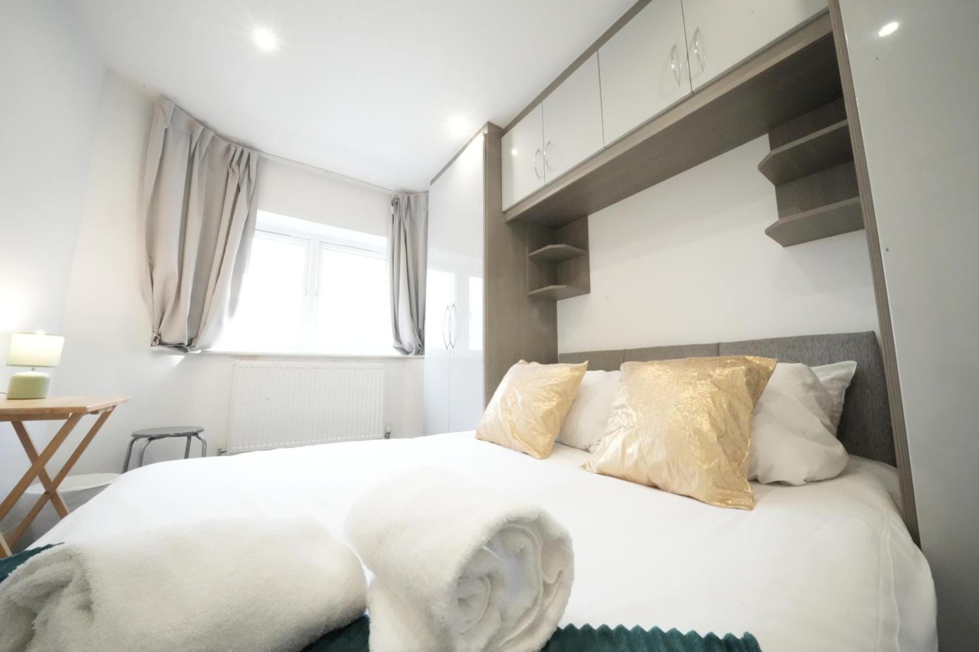 The Hatton Homestay Harlington (Greater London)