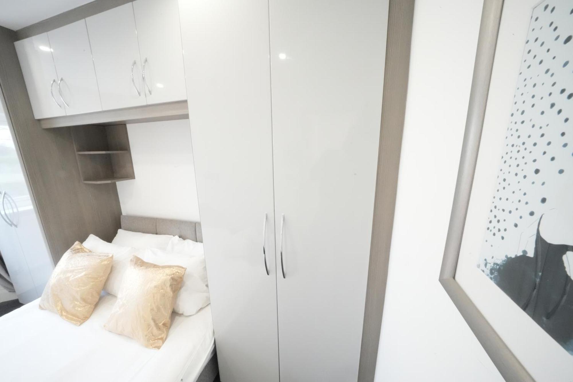 Homestay The Hatton Harlington (Greater London)